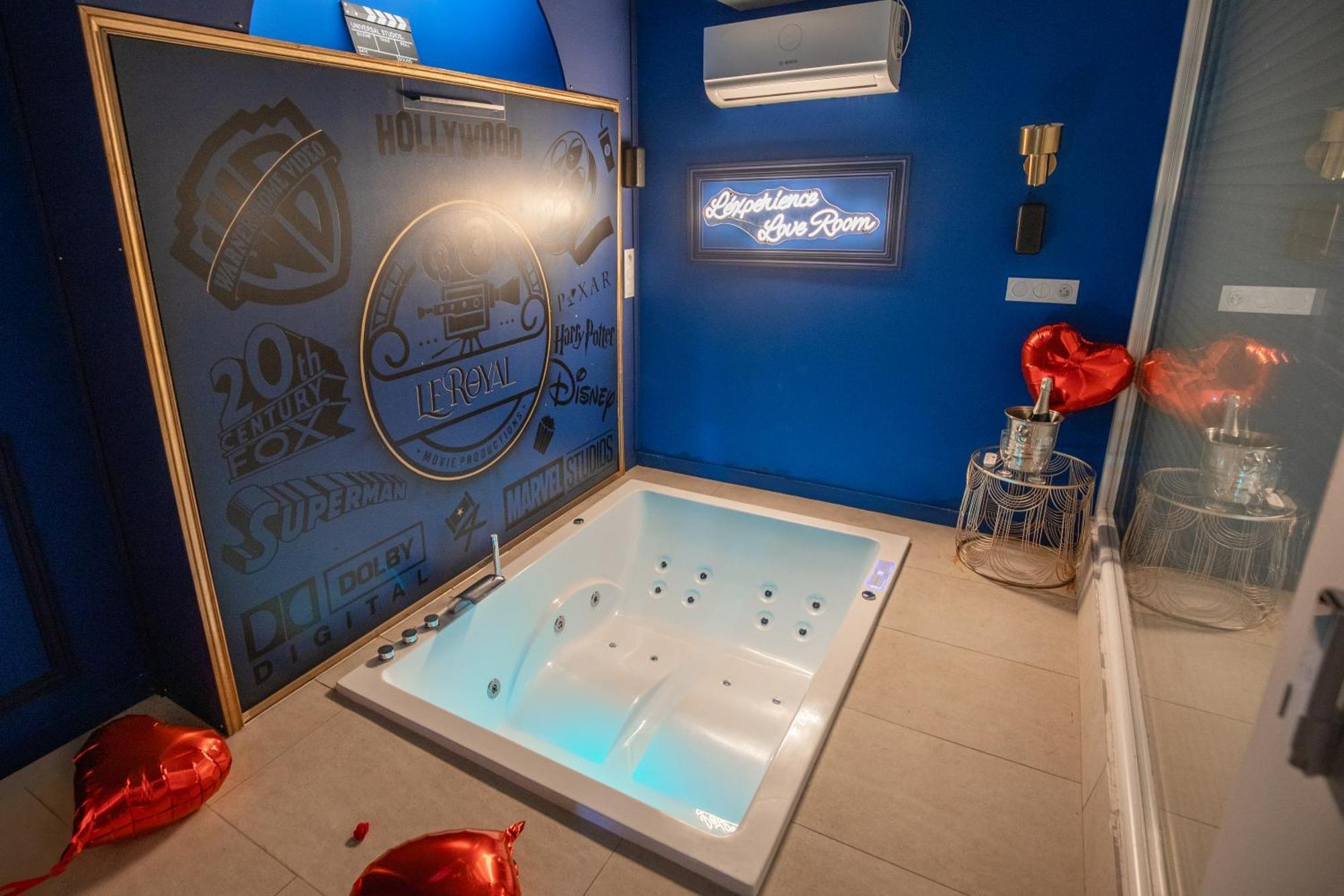 L'Experience Love Room Saint-Jean-Bonnefonds Екстериор снимка