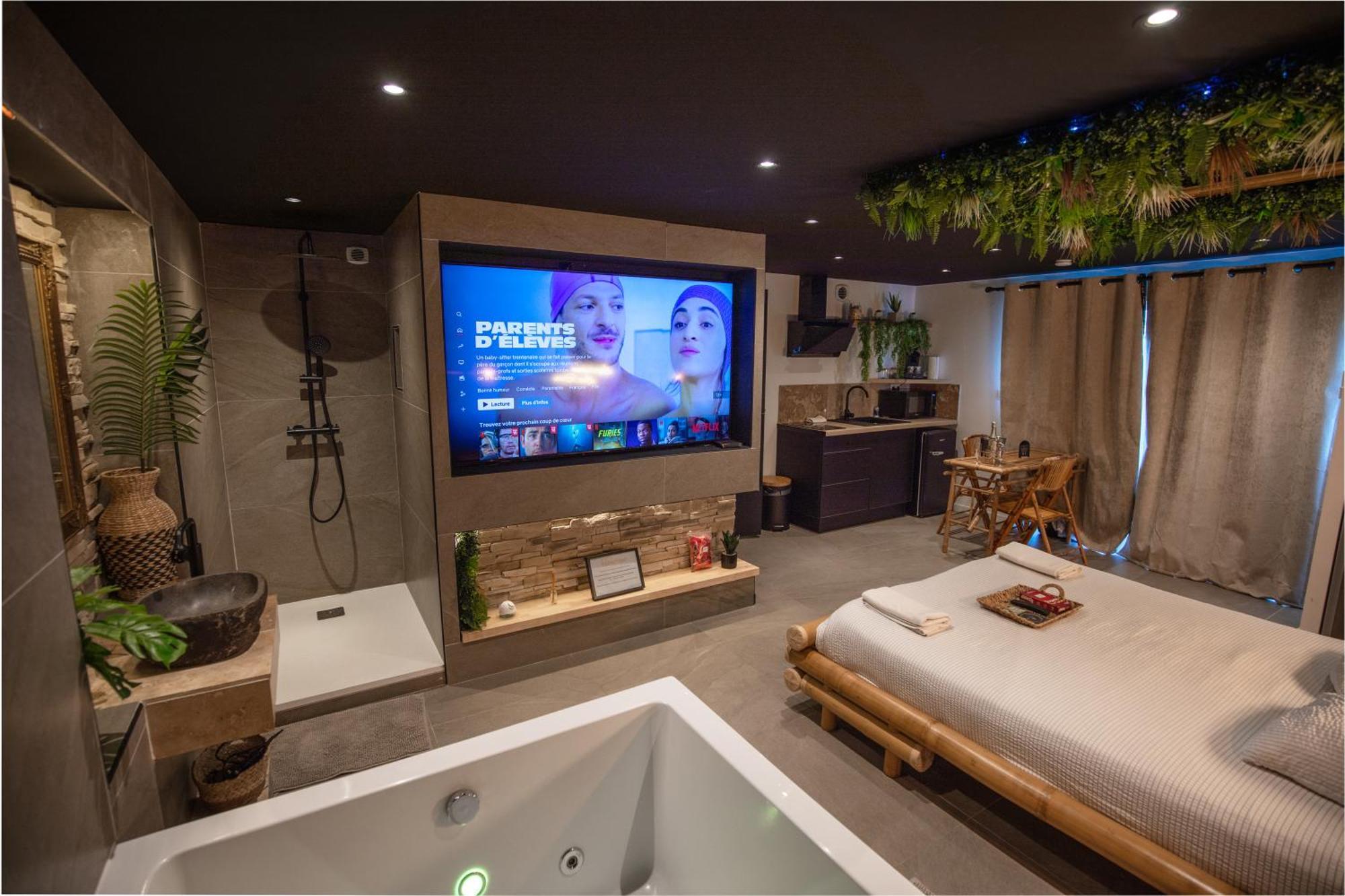 L'Experience Love Room Saint-Jean-Bonnefonds Екстериор снимка