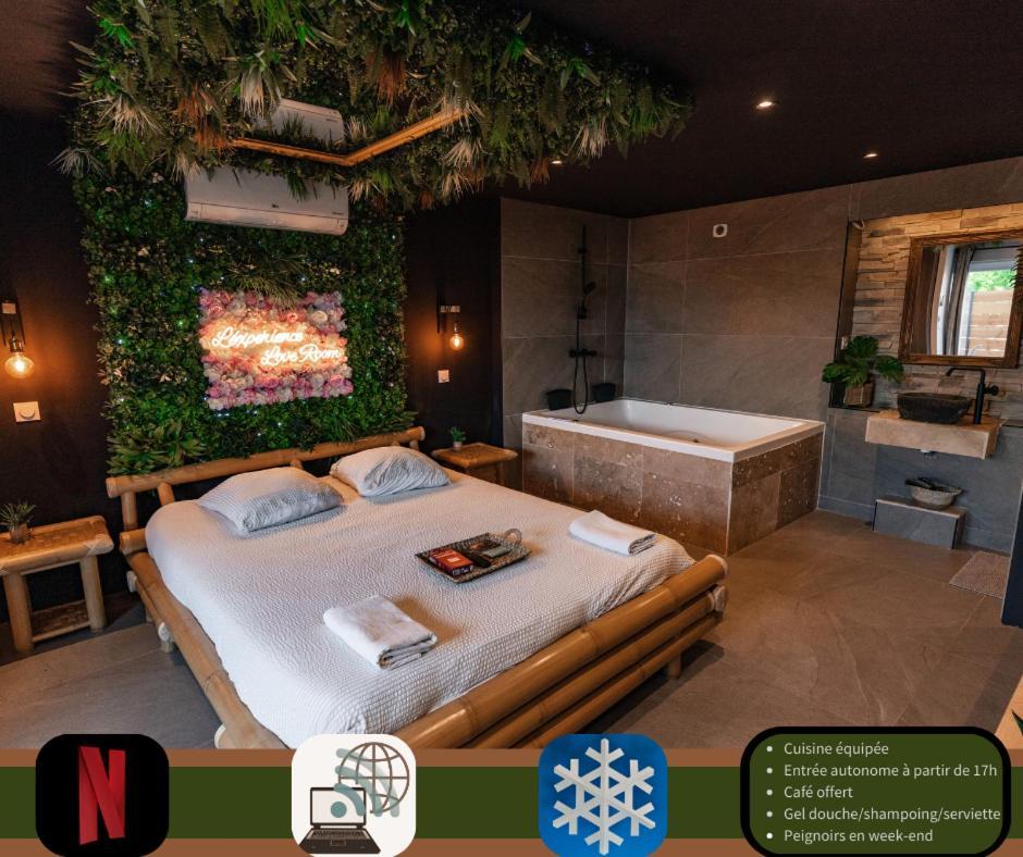 L'Experience Love Room Saint-Jean-Bonnefonds Стая снимка